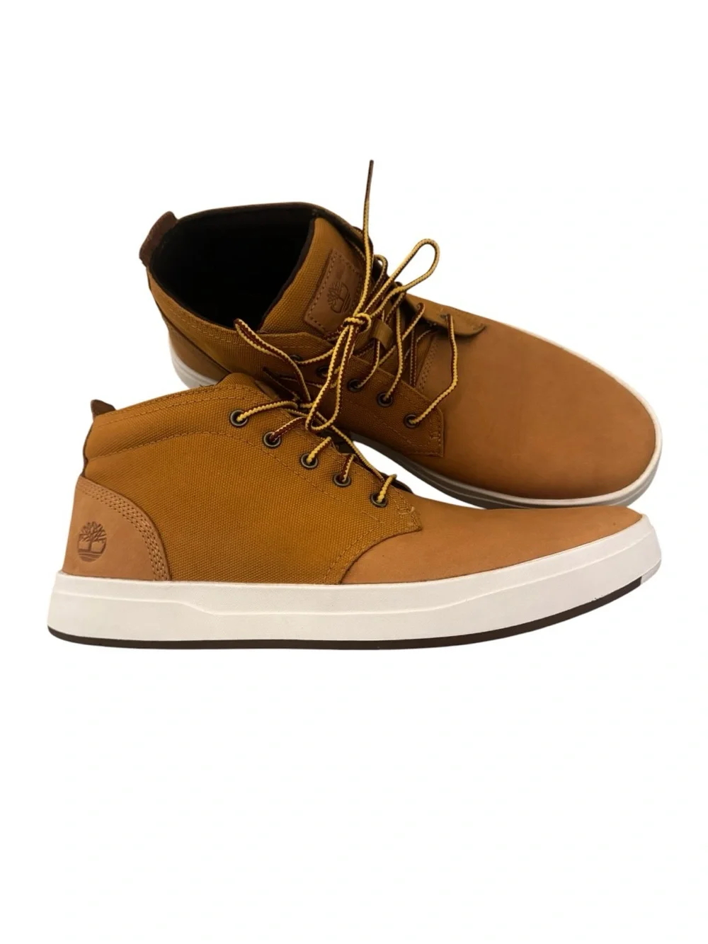 Timberland Davis Square Chukka in wheat leather men’s size 11